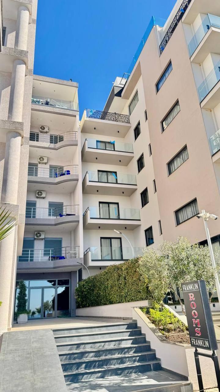 4 Seasons Sea View Apartment Sarandë Exterior foto